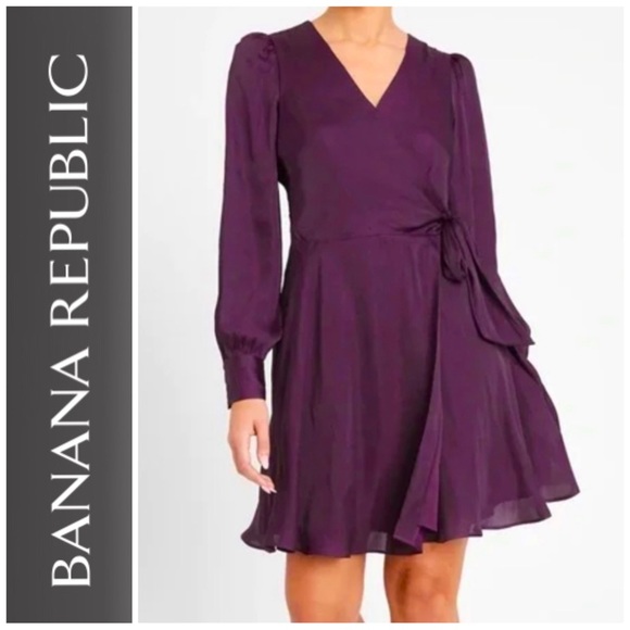 Banana Republic Dresses & Skirts - Banana Republic Women’s Satin Puff-Sleeve Wrap Dress size 6. NWT